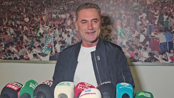Tahsin Tam: “Ağlamamak için kendimi zor tuttum”