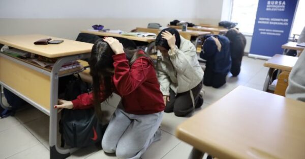YKS Hazırlık Merkezi’nde deprem ve tahliye tatbikatı