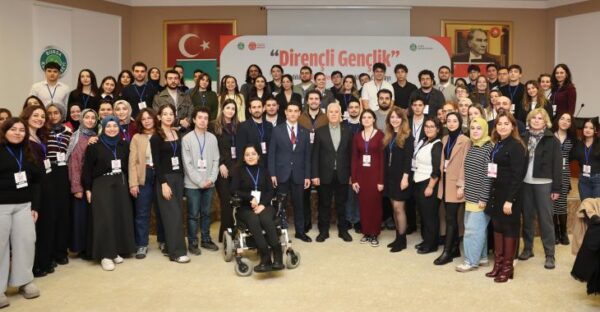 Bağımlılıkla mücadelede söz gençlerde