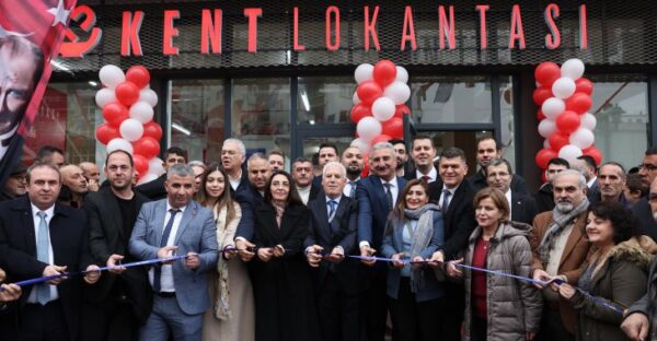 Bursa’da dayanışmanın sofrası büyüyor