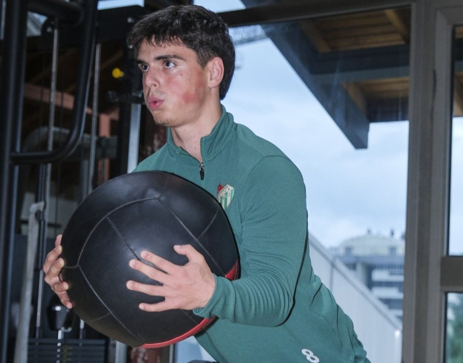 Ekran Görüntüsü 2025 12 27 130144