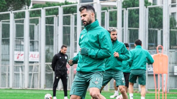 Bursaspor Antalya kampına çıkıyor – Bursasporx.com