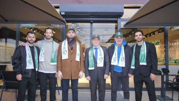 Bursaspor yönetiminden Chok Cafe’ye ziyaret