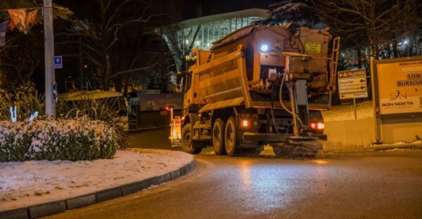 Büyükşehir Belediyesi ile yollar güvende
