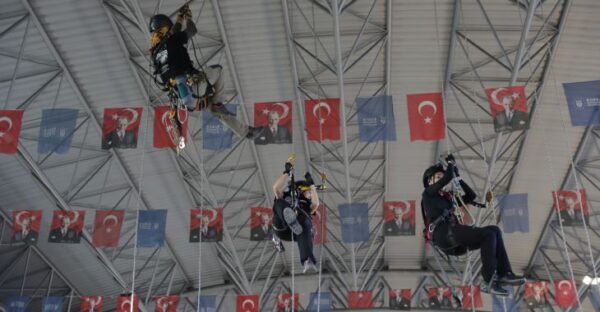 Büyükşehir afetlere ekibini hazırlıyor
