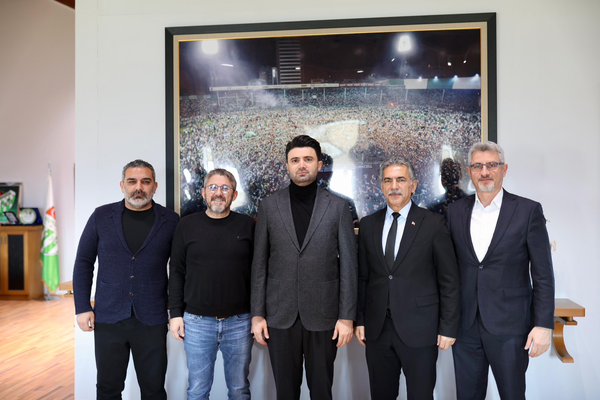 G Nzai5 W U A A Gy2E