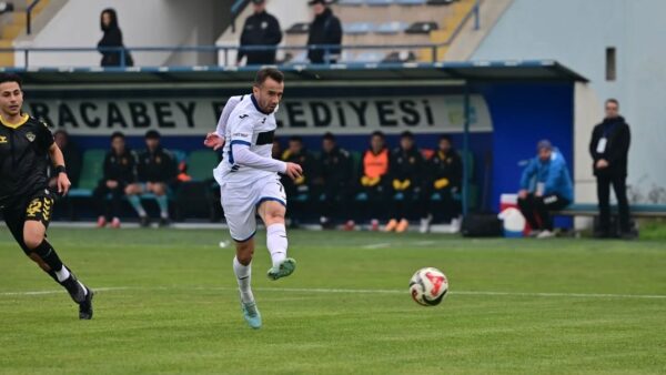 Bursaspor’un 6. transferi Talha Yünkuş oldu