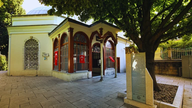 Osman Gazi Türbesi