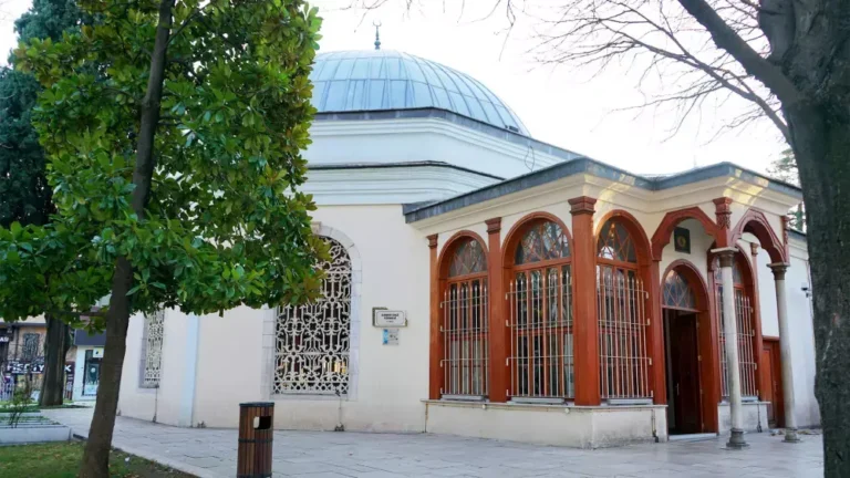 Osman Gazi Türbesi
