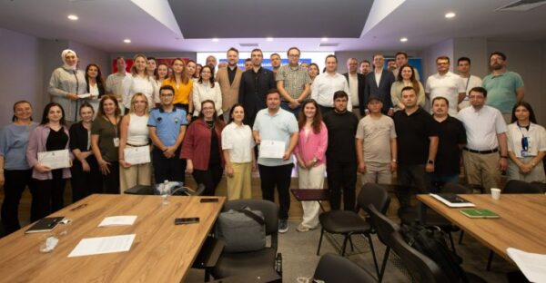 Büyükşehir’den çalışanlarına ‘AB Ufuk Avrupa Hibe Programı’ proje hazırlama eğitimi