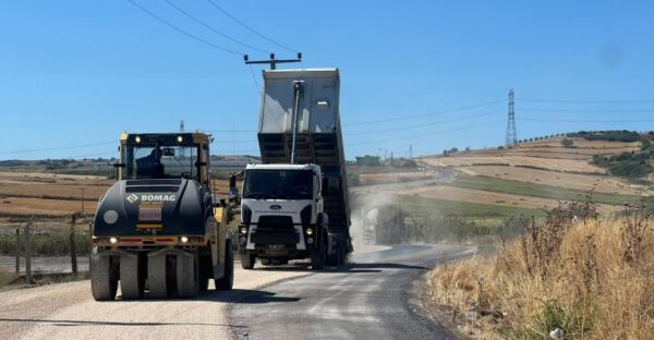 Karacabey ve Mustafakemalpaşa’da yollar yenileniyor