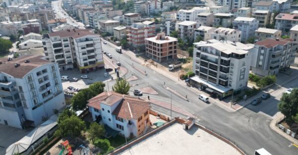 Kestel’de Eğitim Caddesi baştan sona yenilendi