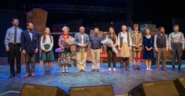 Açıkhava’da ‘Cimri’ye alkış yağmuru